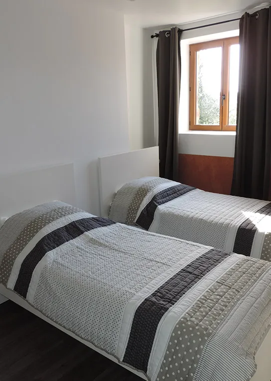 Chambre twin lumineuse